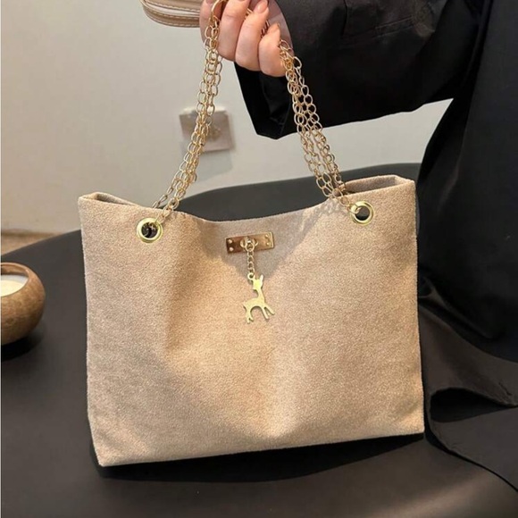 ⚠️Clearance Chain Shoulder Elegant Beige Tote Bag with Gold Chain Straps - Picture 2 of 7